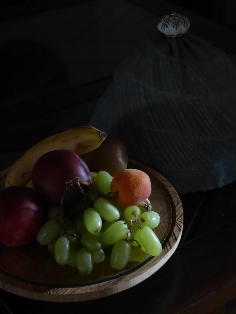 vannerie de rotin spiralée pour faire une cloche à fruits